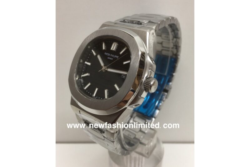 Luxury Silver Black Dial Watch