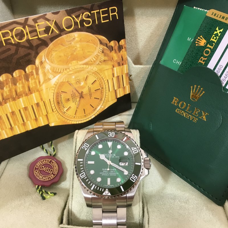 Rolex Submariner Date Hulk Oystersteel Mens Watch 116610LV Watch Zone